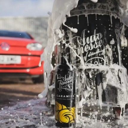 Автошампунь с SiO2 Auto Finesse Caramics Enhancing Shampoo 500мл